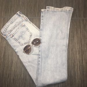 Women’s Flare Leg Guess Jeans